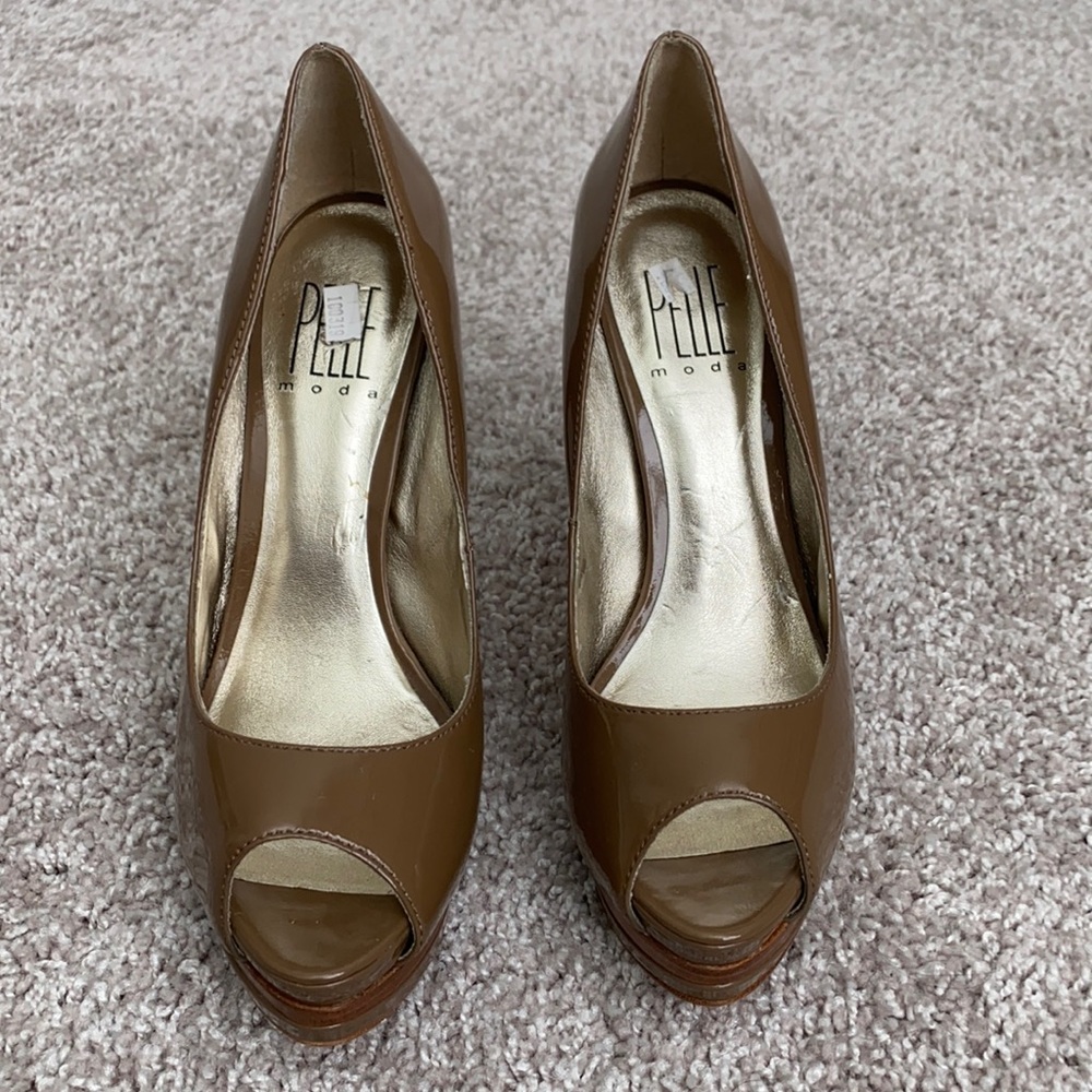 5inches Tan Pelle  Moda heels in 7.5
